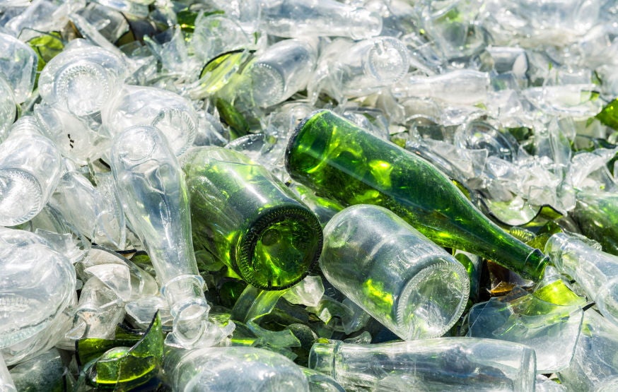 Others, Glas, Recycling, iStock 509118539 Challenging conditions in glass recycling plants