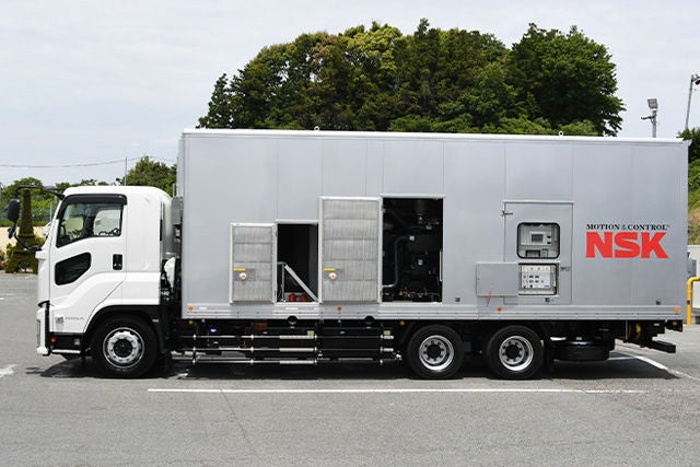 電源車