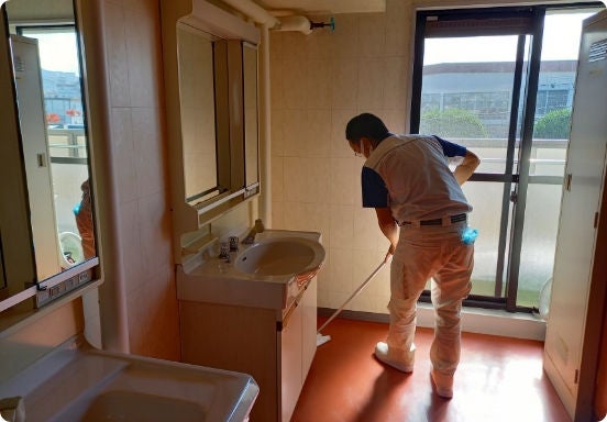 社員寮の清掃