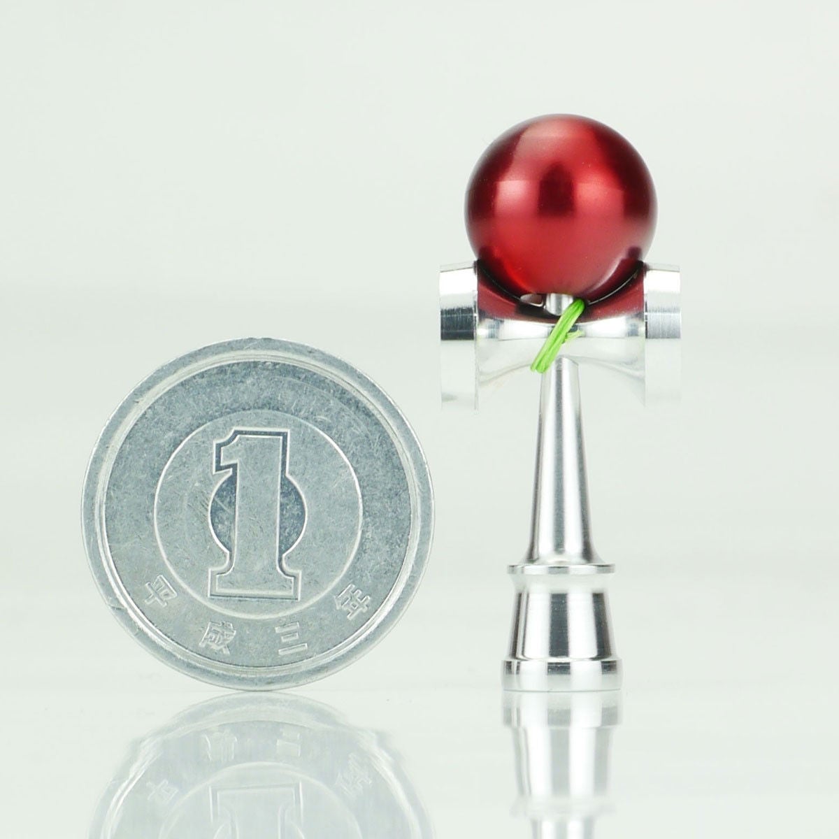 世界最小のけん玉　「SG Kendama pico」