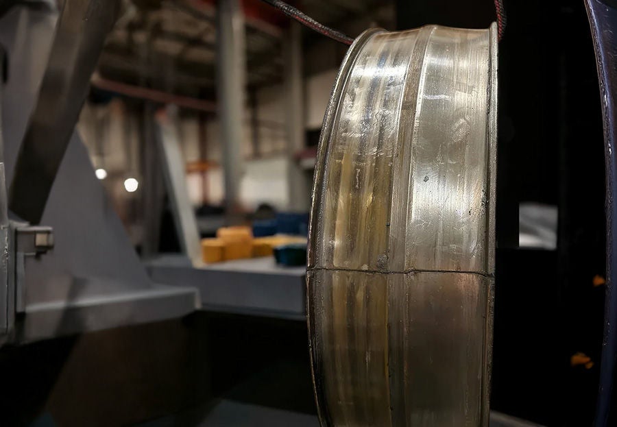 Fractured inner bearing ring from a paper mill