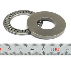 Long-Life Lipped Thrust Race for Use in Severe Lubrication Conditions