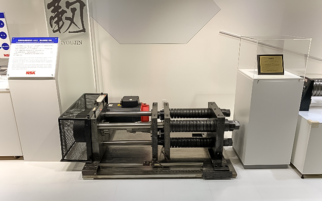NSK's First Endurance Test Unit for Electric Injection Molding Machine Ball Screws