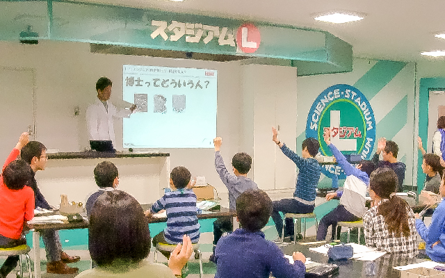 農耕用トラクター向けハブユニット軸受